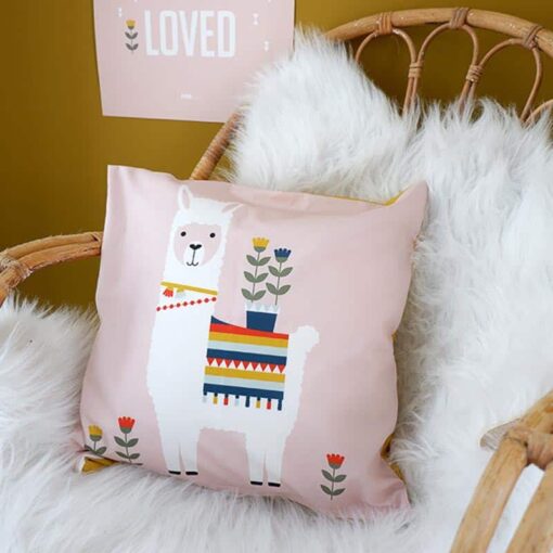 Kussen kinderkamer Lama roze