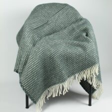 plaid groen wol lamswol klippan knut