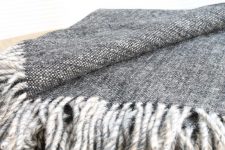 zwart plaid wol klippan