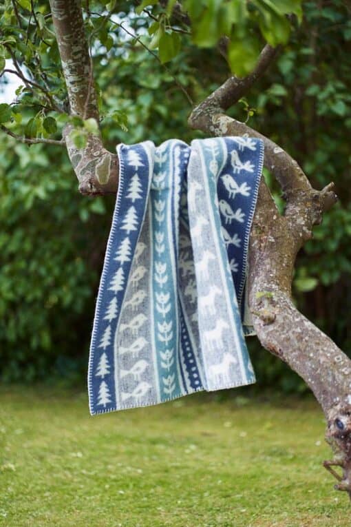 ledikantdeken blauw grijs klippan wol