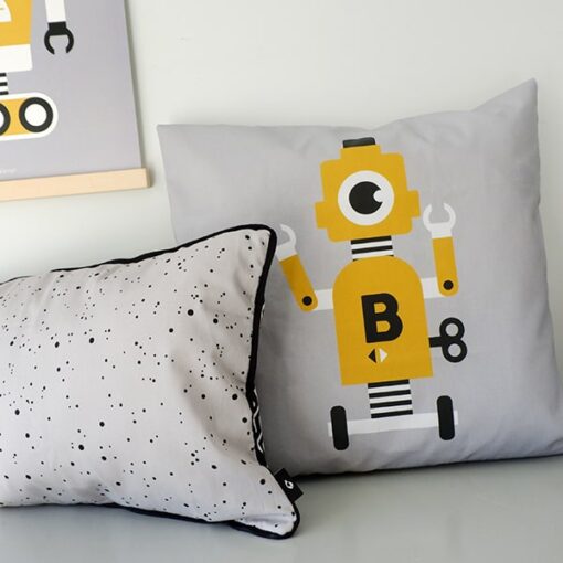 kussen grijs geel robot kinderkamer