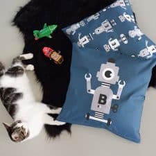 kussen blauw robot kinderkamer