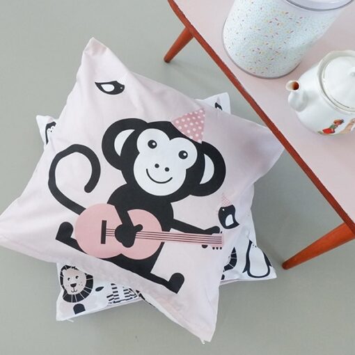 kussen roze aap gitaar