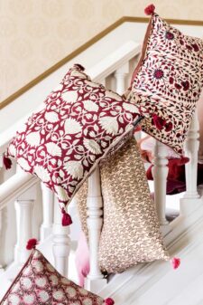Kussens rood blokprint