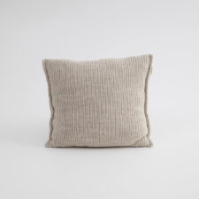 gebreid beige sierkussen moyha dreamy beige