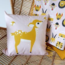 kussen roze hertje kinderkamer