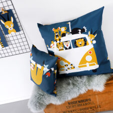kussen blauw safari kinderkamer groot