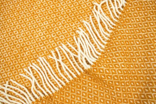plaid mosterdgeel wol ookinhetpaars diamant