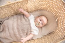 beige wiegdeken harten merinowol
