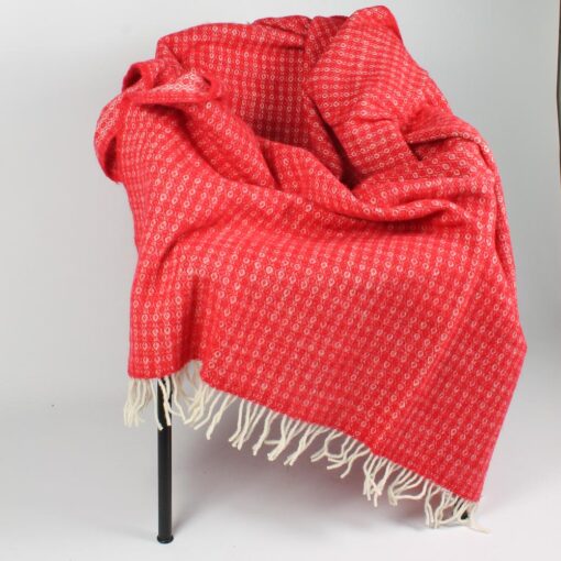 plaid rood framboosrood lamswol klippan loop