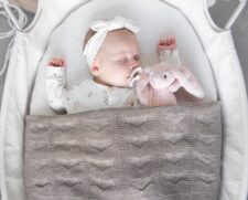 wiegdeken wol merino beige harten