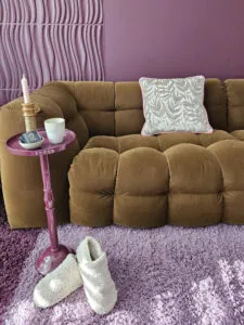 sierkussen beige plantenmotief met roze bies raaf flora 50-50