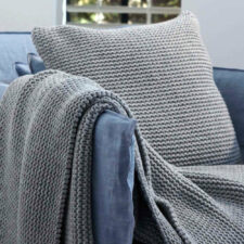 kussen plaid grijs gebreid