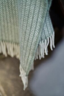 plaid salie groen lamswol