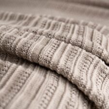 Plaid beige wol gebreid patroon
