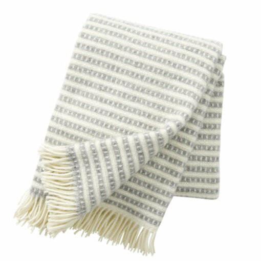 plaid lichtgrijs wit lamswol klippan olle
