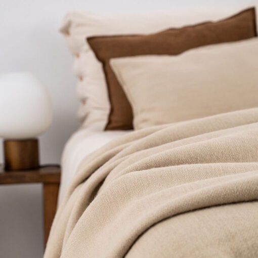 beige bedsprei wol moyha wool beige