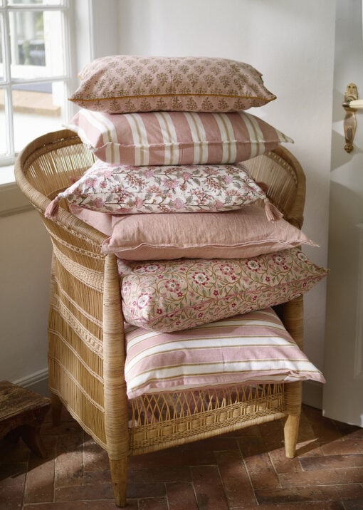 sierkussens roze bungalow samira peach gita sorbet