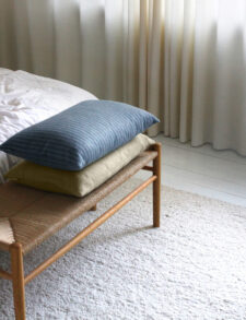alpacawollen kussen blauw strepen elvang stripes mirage blue