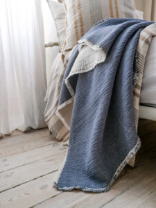 blauwe katoenen plaid elvang thyme blue