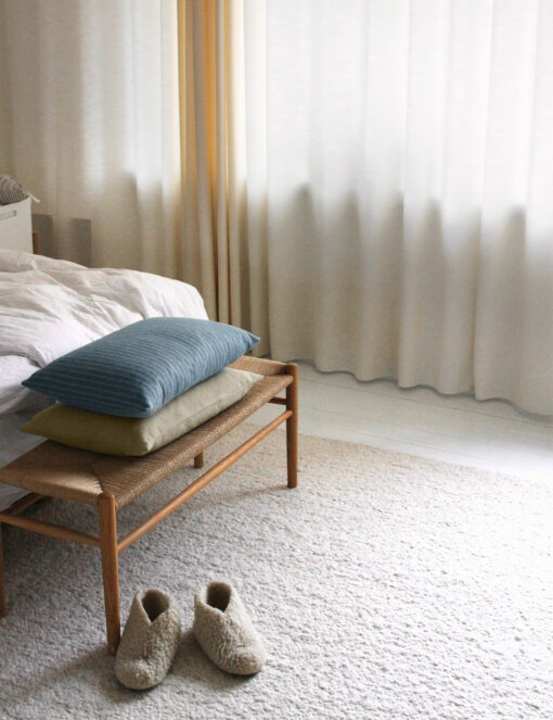 sierkussen blauw strepen alpacawol elvang stripes mirage blue