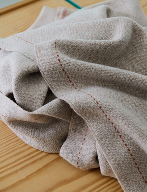 plaid beige van alpacawol elvang ecru highland beige
