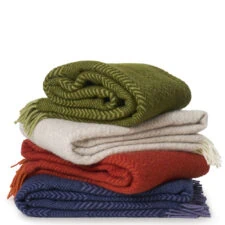 Klippan zigzag plaids 2025