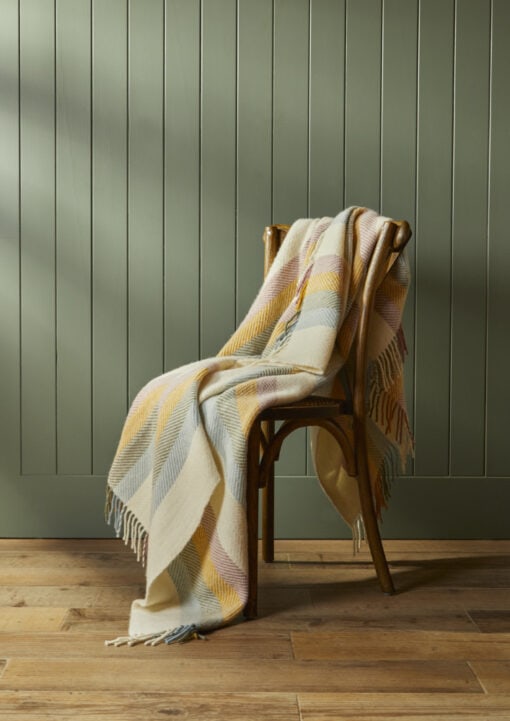 gestreepte wollen plaid creme pastel tweedmill stripes primrose