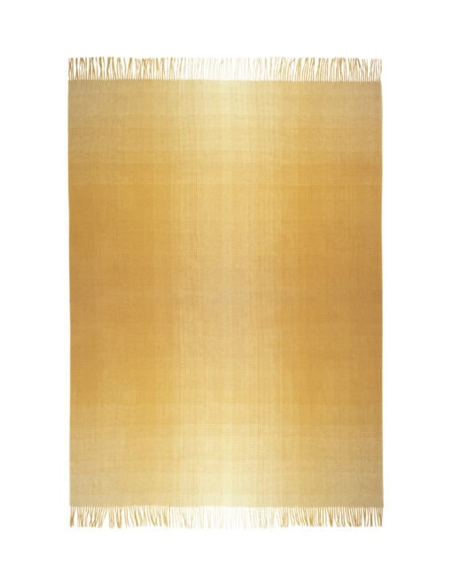 okergele plaid van alpacawol elvang horizon yellow ocher