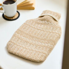 wollen kruik beige met fair isle motief tweedmill textiles hwb fair isle oatmeal