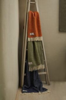 wollen plaids olijfgroen donkerblauw oranje visgraat tweedmill textiles fishbone olive