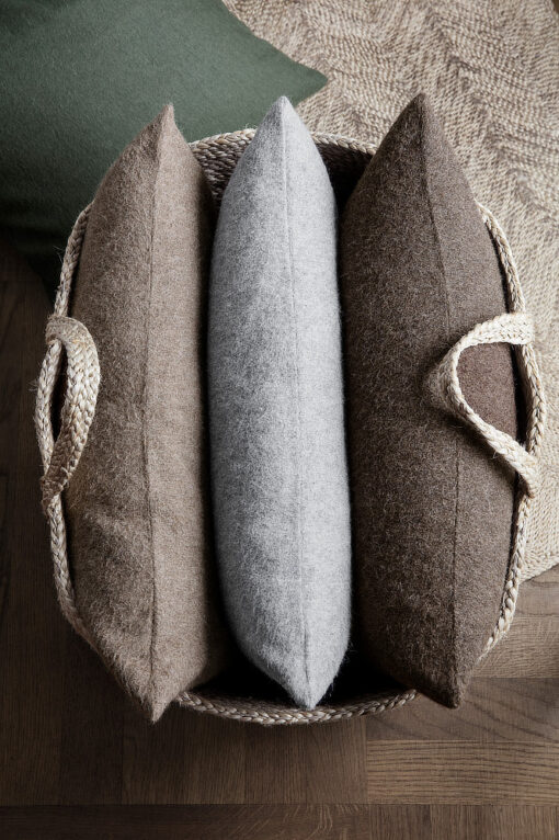bruin kussen alpacawol langwerpig elvang classic mocca