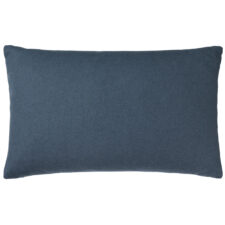 kussen blauw alpacawol langwerpig elvang classic midnight blue