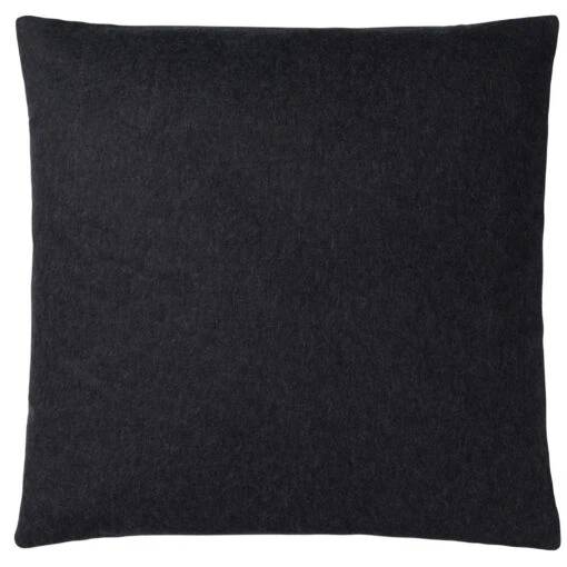 kussen donkergrijs alpacawol vierkantelvang classic dark grey