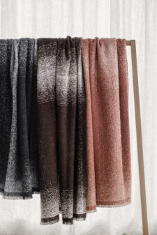 alpacawollen plaids elvang vulcanic