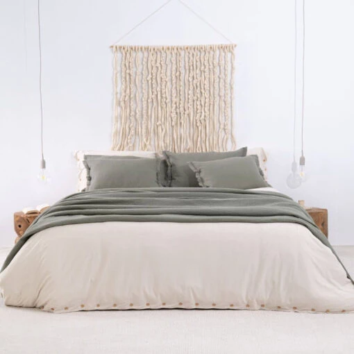sprei olijfgroen wol moyha decorative edge olive