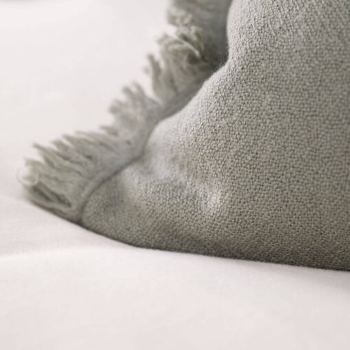 wollen kussen olijfgroen langwerpig moyha decorative edge olive