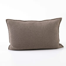 bruin sierkussen katoen groot langwerpig moyha close to nature brown