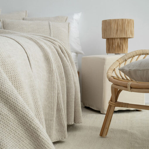 gebreide bedsprei beige moyha woolly beige
