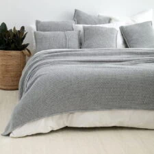 grijs kussen gebreid wolmix groot moyha slowly grey