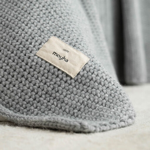 sprei voor bed grijs gebreid moyha woolly grey