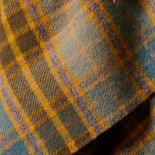 wollen picknickkleed okergeel groen blauw tweedmill textiles cottage mustard
