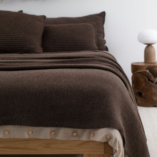 bruine sprei katoen fijngebreid moyha two weaves smooth brown
