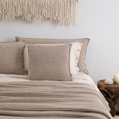 beige kussen grofgebreid vierkant moyha two weaves weave beige