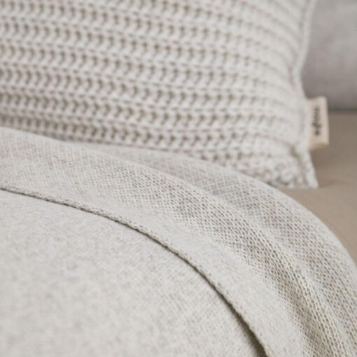 cremekleurige plaid katoen fijngebreid moyha two weaves smooth cream