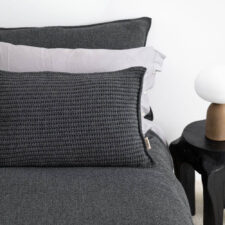 kussen grafiet grofgebreid langwerpig moyha two weaves weave graphite