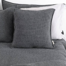kussen grafiet grofgebreid vierkant moyha two weaves weave graphite