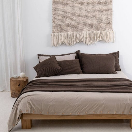 sier kussen bruin grofgebreid vierkant moyha two weaves weave brown