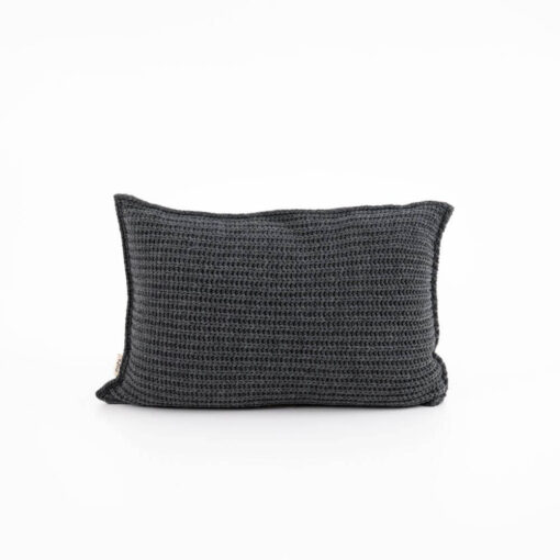 sierkussen grafiet grofgebreid langwerpig moyha two weaves weave graphite